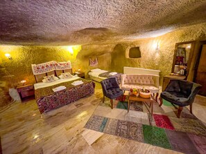 Egyptian cotton sheets, premium bedding, down comforters, minibar