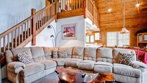 Cabin | Living room