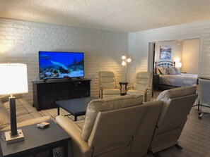 3 عدّة غرف نوم ومكتب ومكواة/لوح كي وواي فاي مجانًا