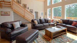 Unclassified image, 5 of 23, button - Scenic Wonders River Rock 3 Bedroom Loft (Yosemite National Park)