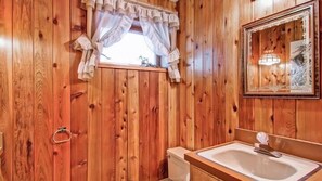 Bathroom - Scenic Wonders Stoneoaks 3 Bedrooms (Yosemite National Park)
