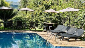 Outdoor pool - CHÁCARA MARANATA - ATIBAIA | Rentals for Weekends, Holidays and Seasons. (ATIBAIA)