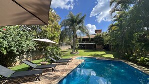 Outdoor pool - CHÁCARA MARANATA - ATIBAIA | Rentals for Weekends, Holidays and Seasons. (ATIBAIA)