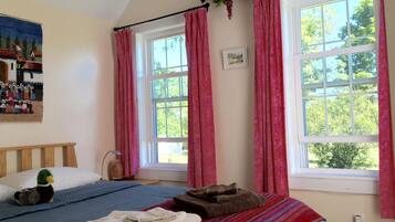 1 habitación, ropa de cama hipoalergénica y decoración personalizada