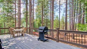 BBQ/picnic Area - Scenic Wonders Yosemite Summit 5 Bedroom (Yosemite National Park)