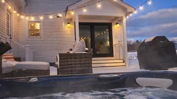 Bain à remous extérieur