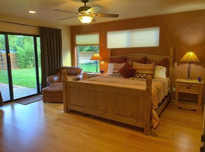 2 sovrum, skrivbord, strykjärn/strykbräda och gratis wi-fi