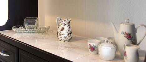 Business Apartment, 1 Double Bed, Non Smoking, Balcony | Private kitchenette | Fridge, dining tables