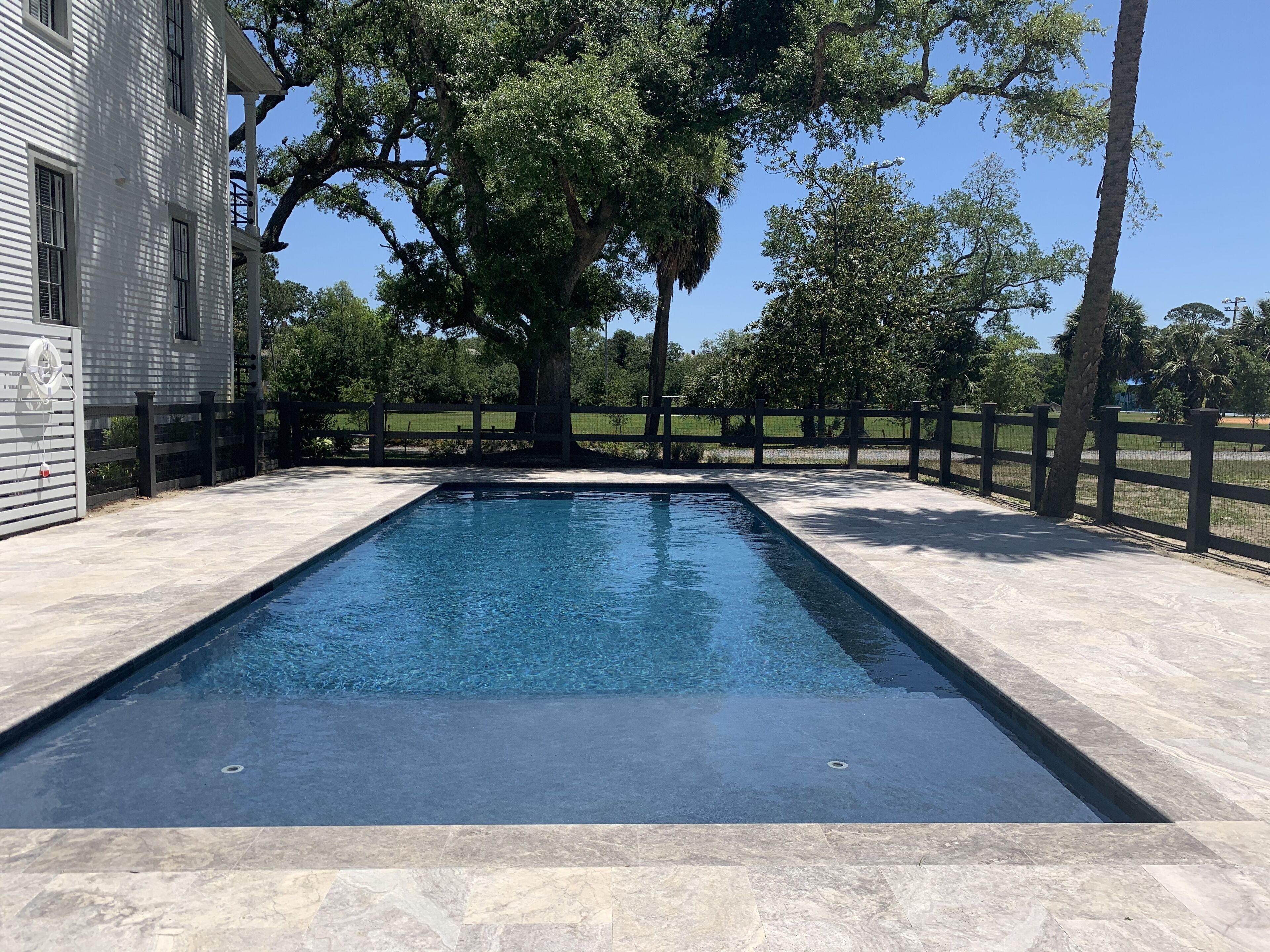 Beheizter Pool