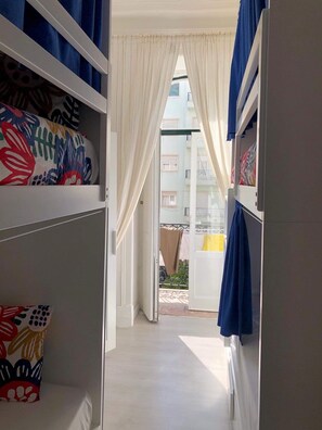 Hypo-allergenic bedding - Charming episode hostel (Lisbon)