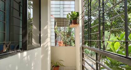 Iqbal Road, Mohammadpur, Dhaka, Bangladesh.