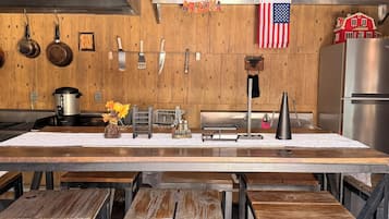 Fridge, microwave, blender, coffee grinder