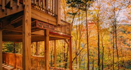 A Quiet Getaway in a True "Mountain Cabin" with all the Amenities!
