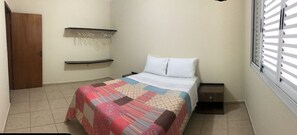 Apartamento 304 2andar, sem elevador | 2 bedrooms, soundproofing, iron/ironing board, free WiFi - Aconchego lar doce lar (Poços de Caldas)