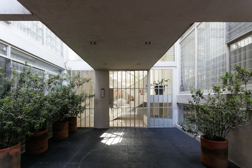 Apartamentos West End