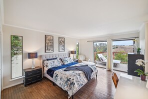 3 chambres, fer et planche à repasser, Wi-Fi gratuit, draps fournis