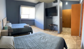 3 dormitorios, tabla de planchar con plancha, wifi y ropa de cama