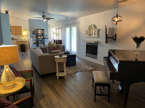 Tilava perhe Bungalow