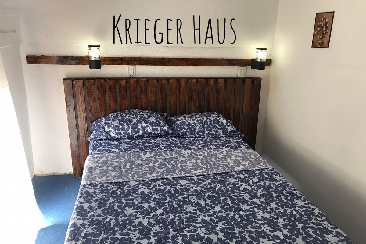 Economy Room | Free WiFi, bed sheets