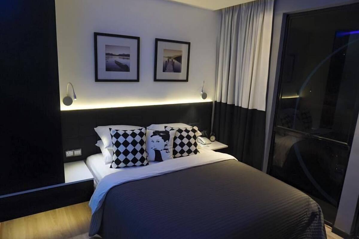 Chambres insonorisées, fer et planche à repasser, Wi-Fi gratuit