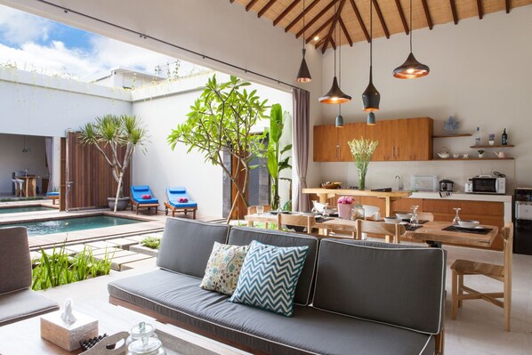 Living area - Zen-Tao Villa (Legian)