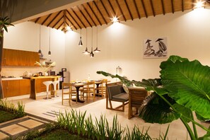Living area - Zen-Tao Villa (Legian)