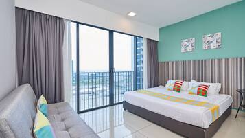 Free WiFi, wheelchair access