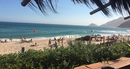 Site with 4 thousand meters for 10 people in Vargem Grande!