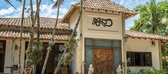 Site with 4 thousand meters for 10 people in Vargem Grande!