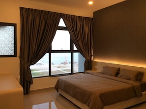 Apartment, 1 Bedroom (Seaview/Cityview A 29-06) | Bathroom | Shower, hair dryer, towels, soap - Comfort Home Atlantis (Malacca City)