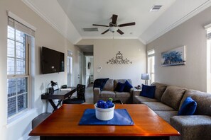 TV, Hulu, books, streaming services - Private Guest Apt with King Bed! and Screaming Fast Internet! (CYPRESS)