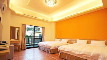 Quadruple Room | Blackout curtains, free WiFi, bed sheets