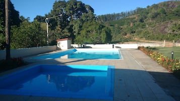 Udendørs pool