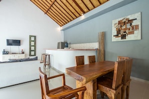 Villa, 3 Bedrooms | In-room dining - Casaluna Villa (Seminyak)