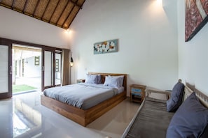 Villa, 3 Bedrooms | 3 bedrooms, rollaway beds - Casaluna Villa (Seminyak)