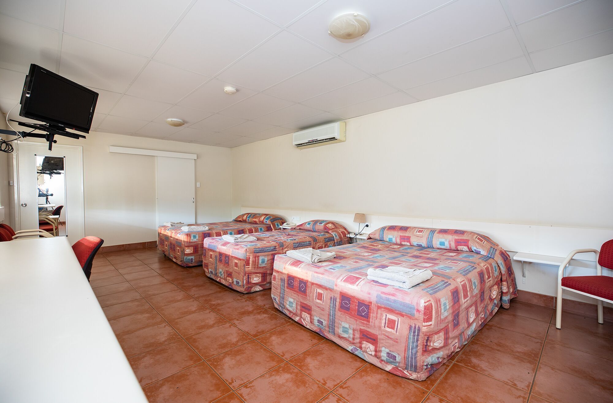 Desk, iron/ironing board, free WiFi, bed sheets