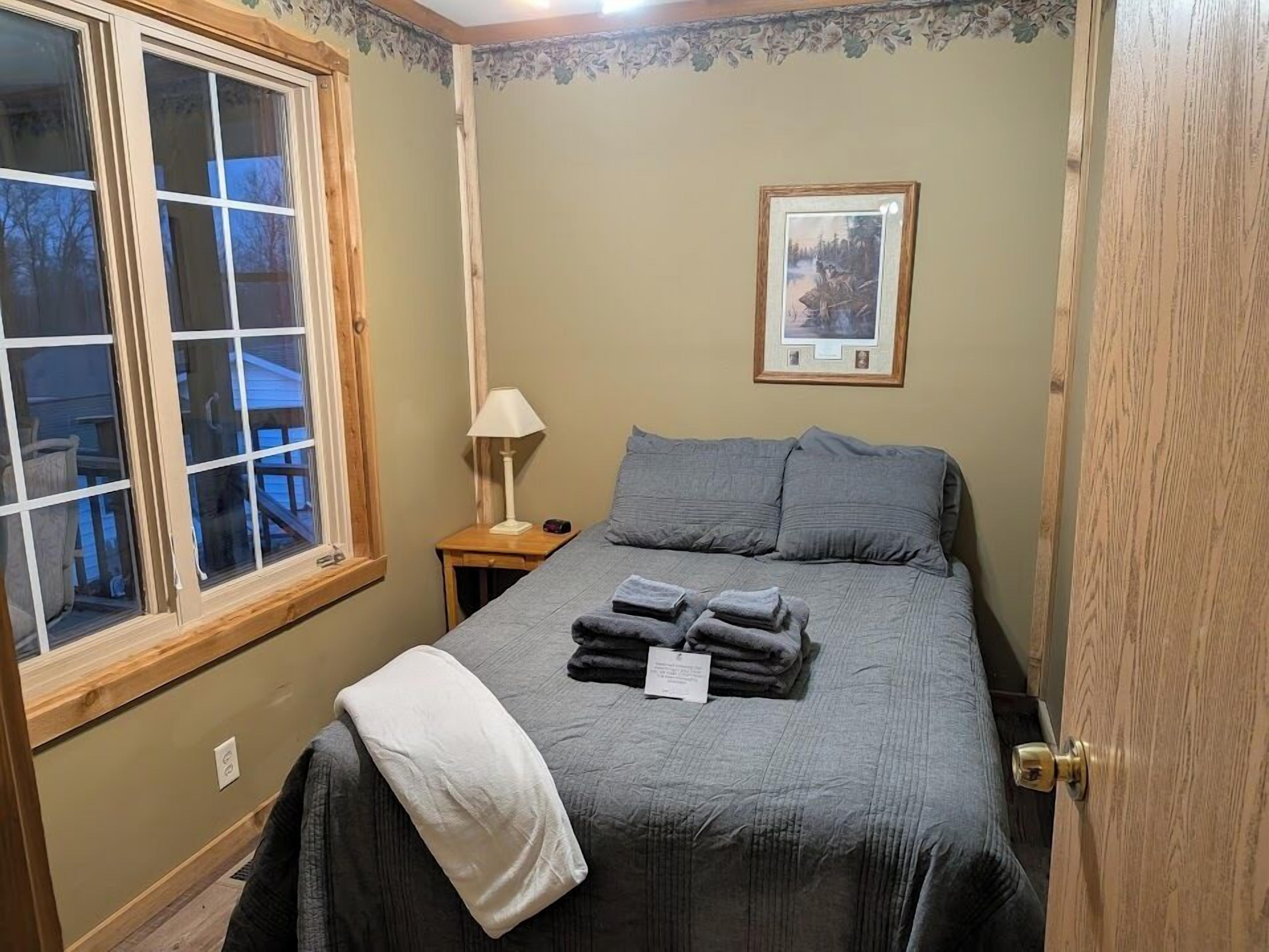 6 bedrooms, free WiFi, bed sheets