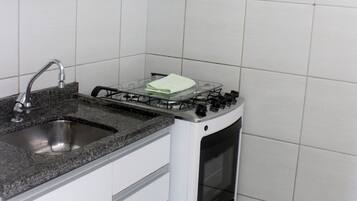 Geladeira, micro-ondas