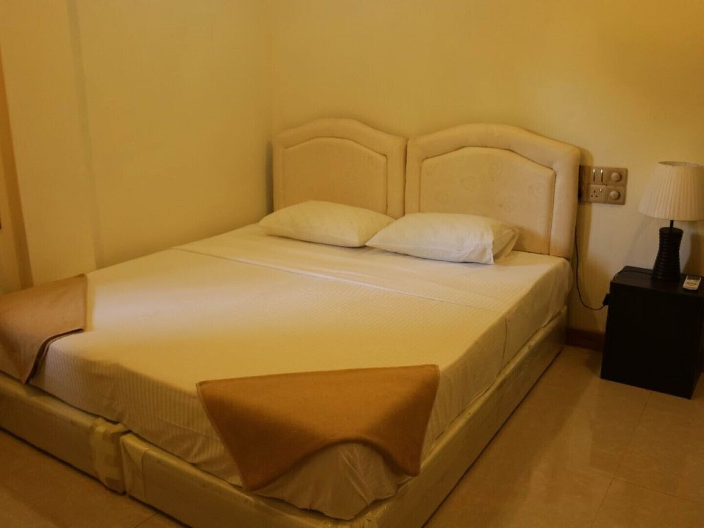 1 slaapkamer, een bureau