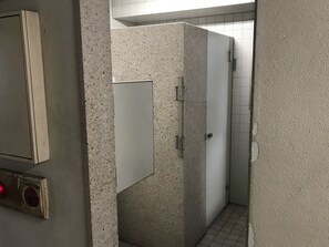 1 Bedroom - No Shower, Shared Toilet | Bathroom | Shower, towels, soap