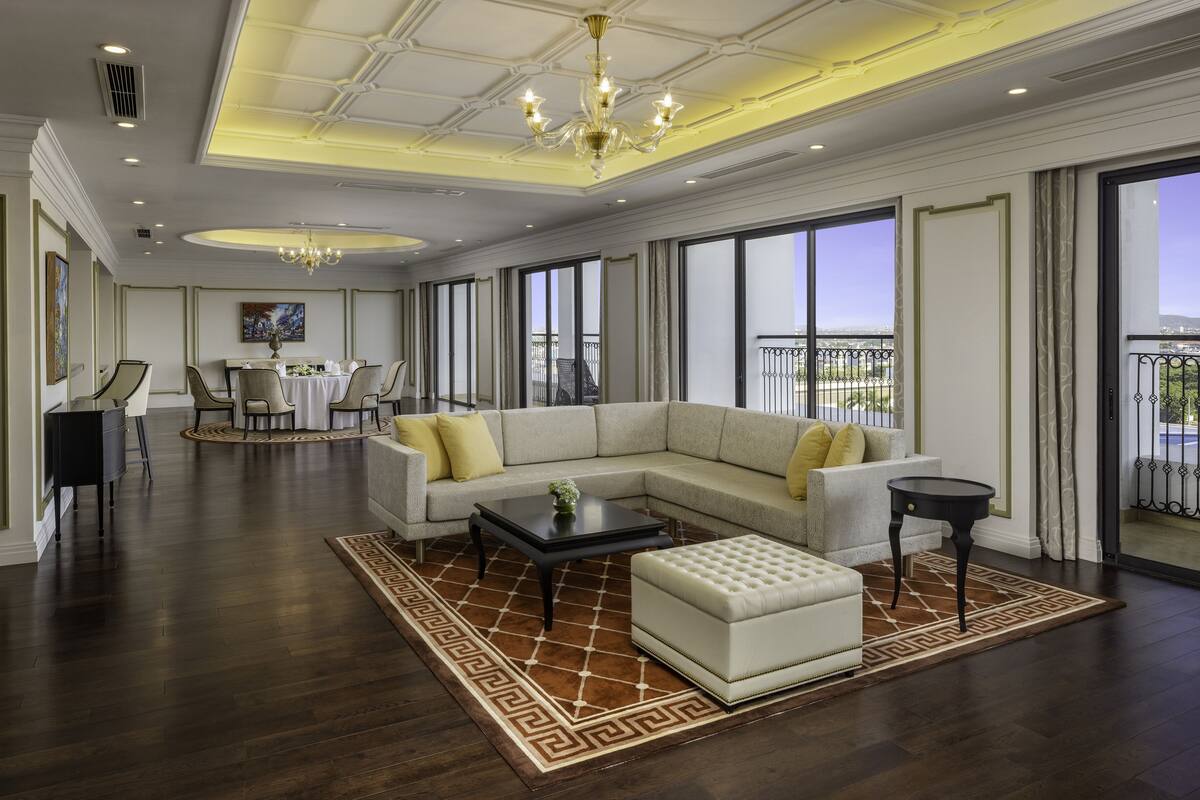 Presidential Suite | Living room