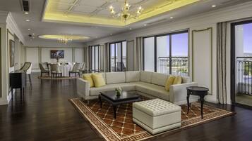 Presidential Suite | Living room | LCD TV