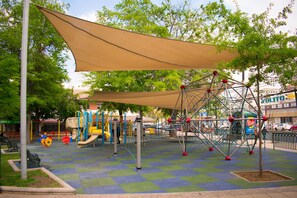 Children’s play area – outdoor