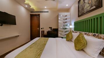 Egyptian cotton sheets, premium bedding, down comforters, pillowtop beds