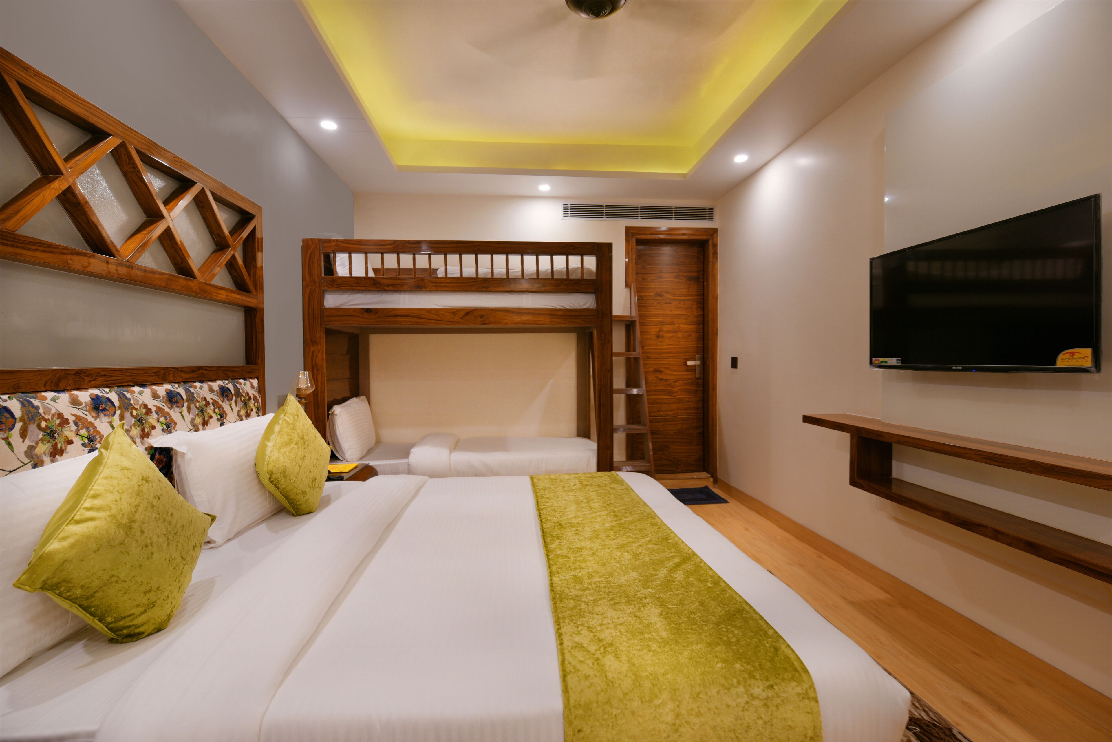 Photo - Hotel Blue Pearl - Free Airport Pick up