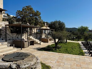 43-inch flat-screen TV with satellite channels, TV, fireplace - Marcora Historic Mansion (Corfu)