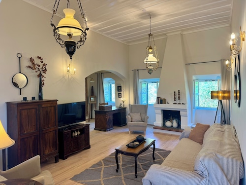 Marcora Historic Mansion