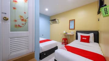 1 habitación, cortinas blackout, wifi gratis y ropa de cama