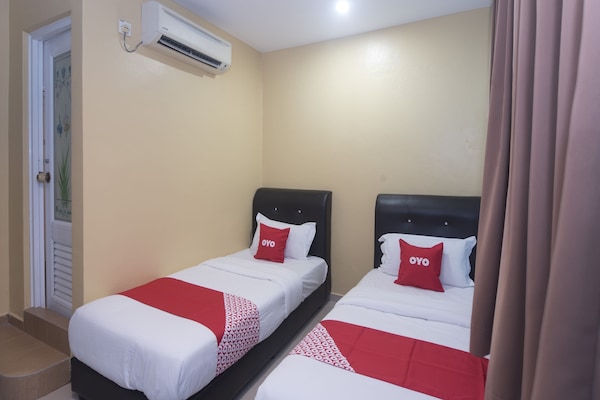 Deluxe-værelse med 2 enkeltsenge | Mørklægningsgardiner, gratis Wi-Fi, sengetøj