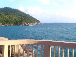 Property grounds - Hinwong Apartments Dive & Snorkel Resort (Koh Tao)